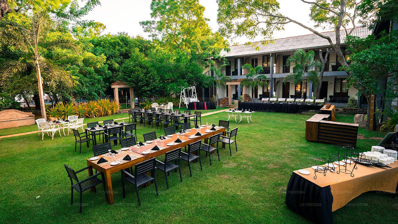 Hotel Alakamanda, Anuradhapura