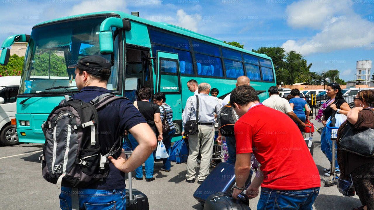 Colombo Airport (CMB) to Anuradhapura City Private Transfer