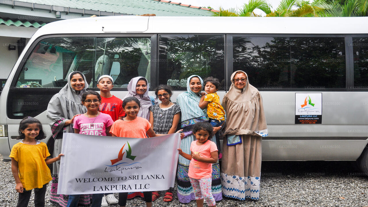 Transfer between Colombo Airport (CMB) and The Hideout Sigiriya, Sigiriya