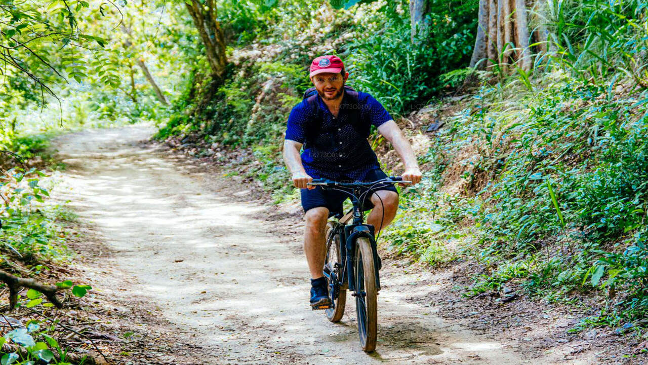 Padavigampola Village Cycling Tour from Pinnawala