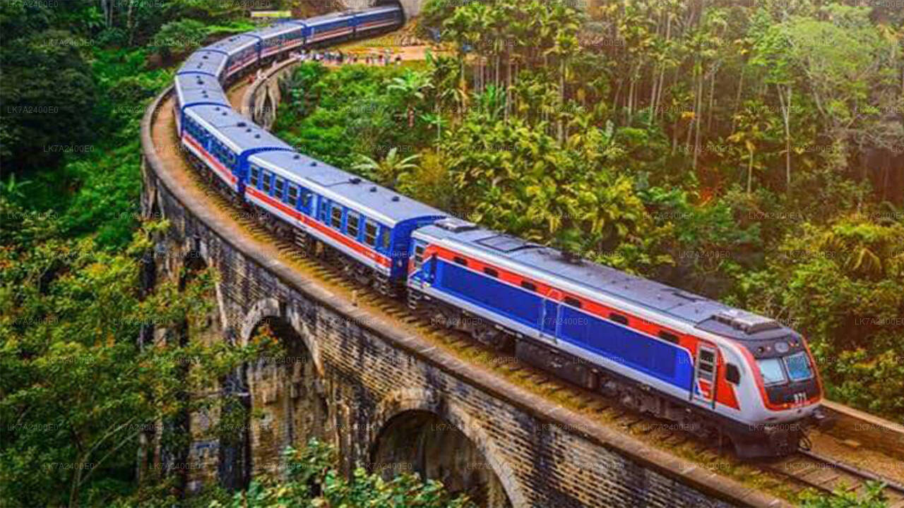 Peradeniya to Nanu Oya train ride on (Train No: 1001 "Denuwara Menike")