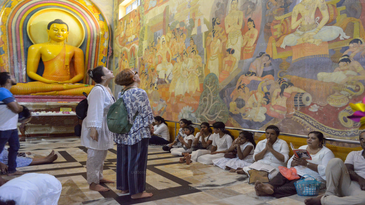 تجربة الأيقونات البوذية في كولومبو
